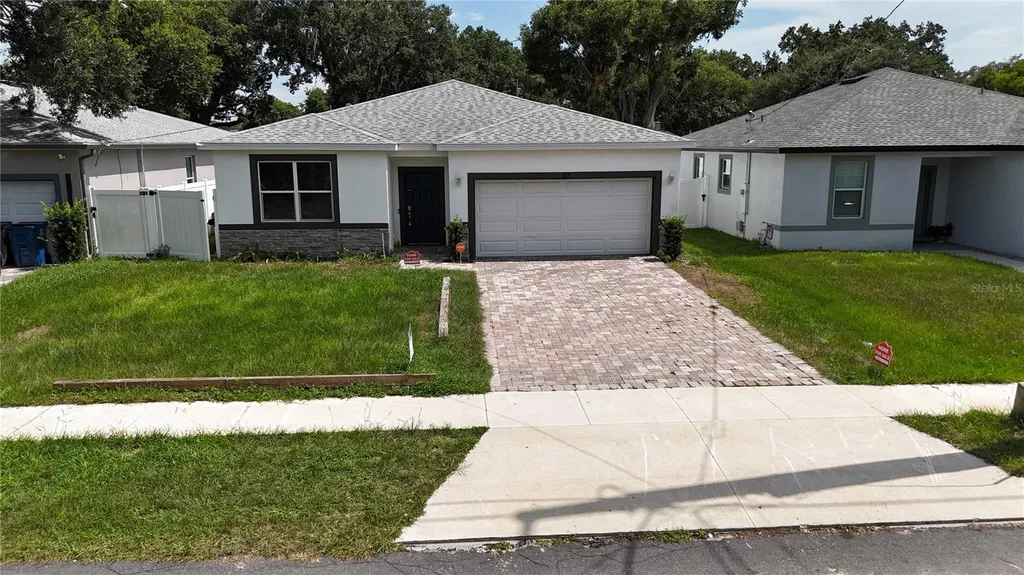 117 W Murphy Street Davenport FL 33837