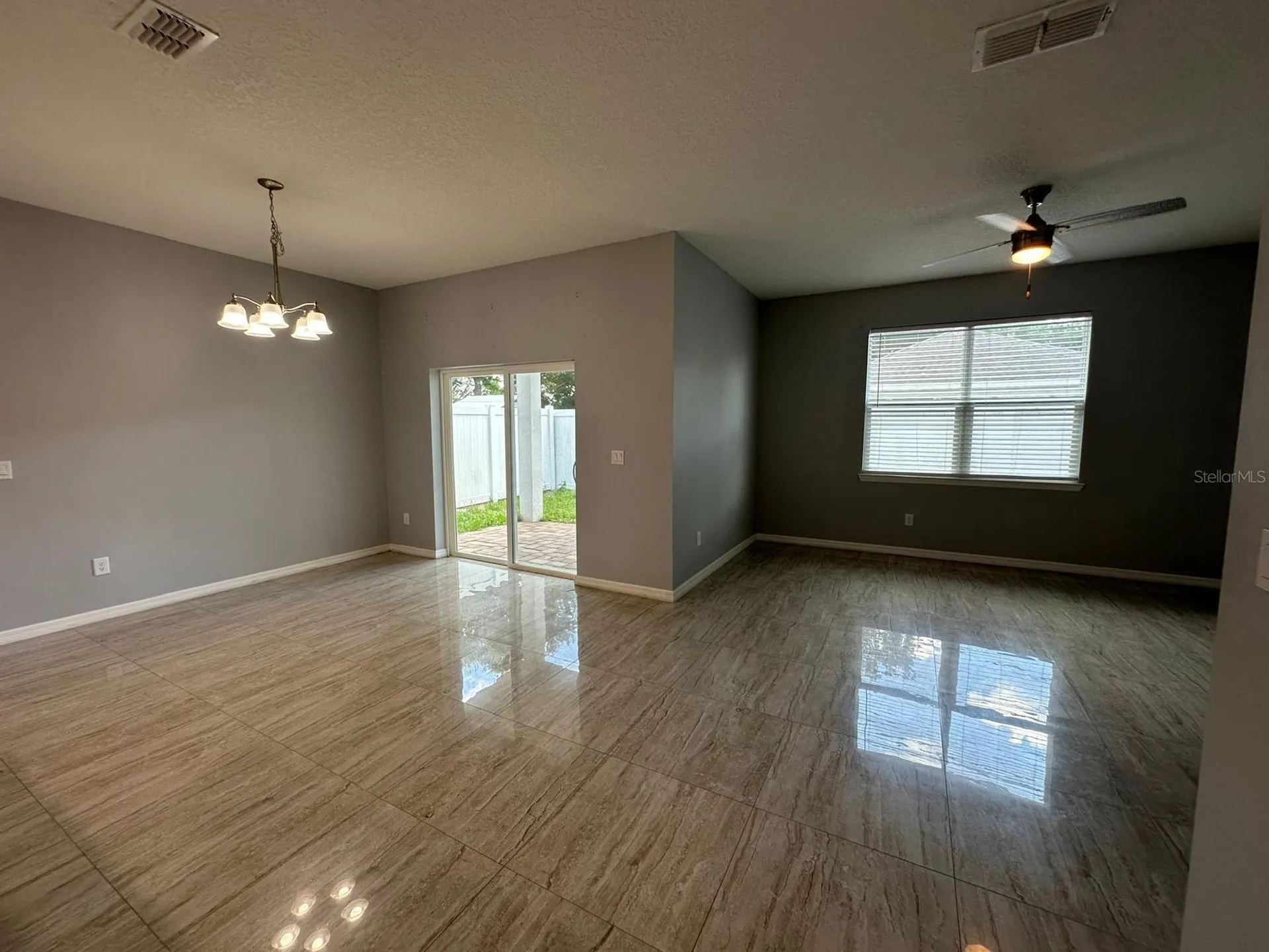 117 W Murphy Street Davenport FL 33837