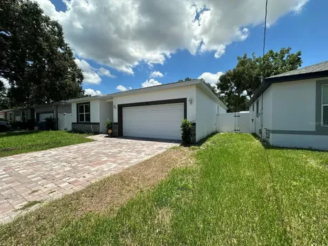 117 W Murphy Street Davenport FL 33837