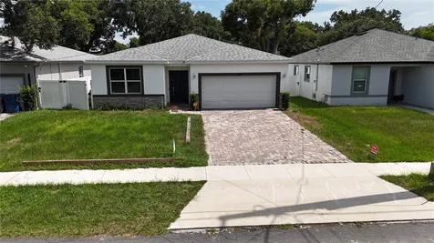 117 W Murphy Street Davenport FL 33837
