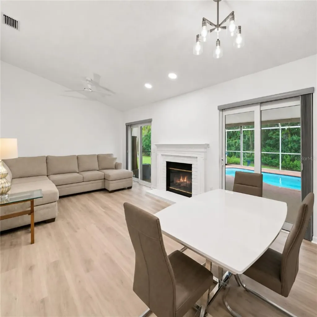1014 Hardwood Drive Valrico FL 33596