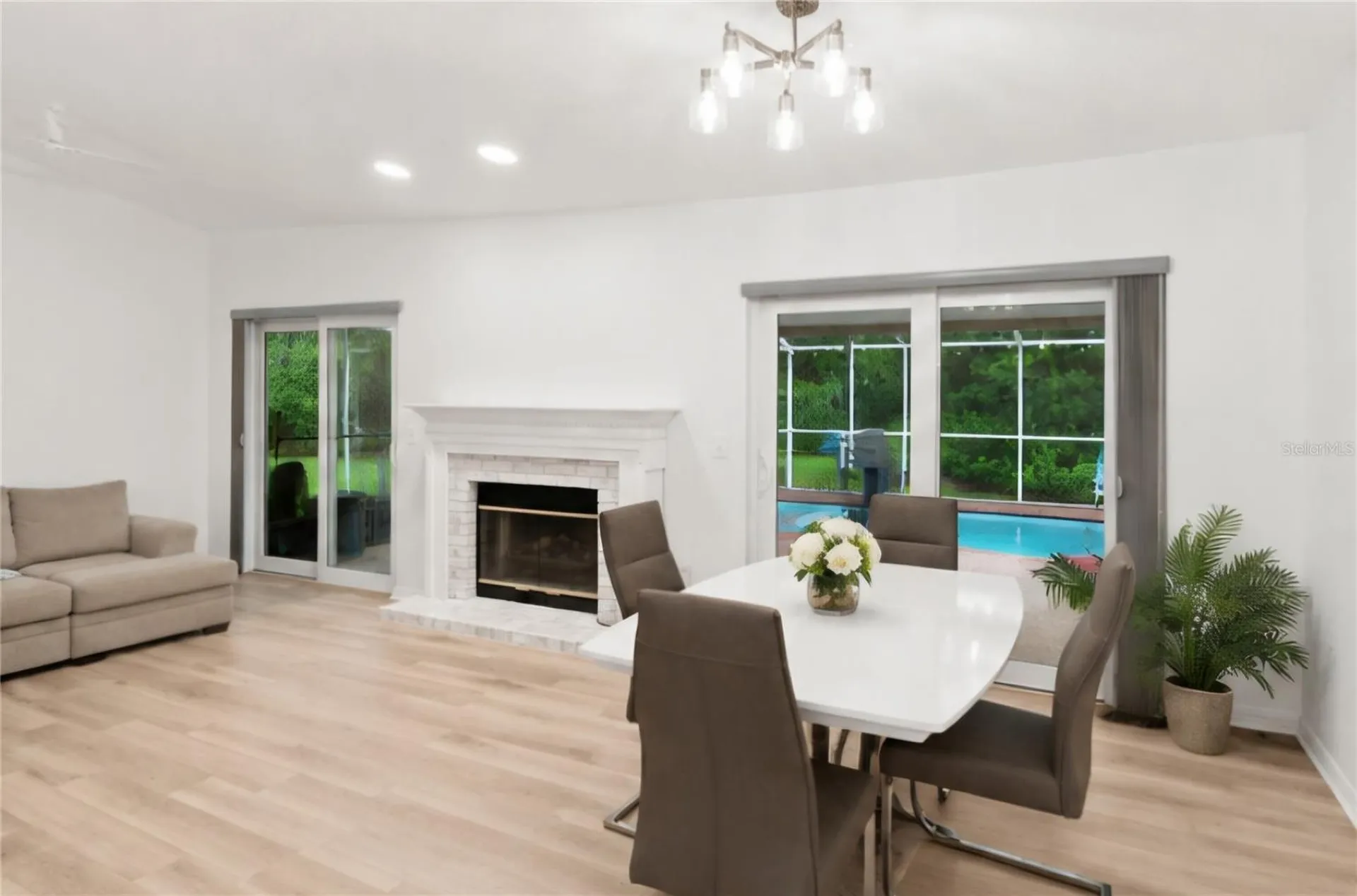 1014 Hardwood Drive Valrico FL 33596