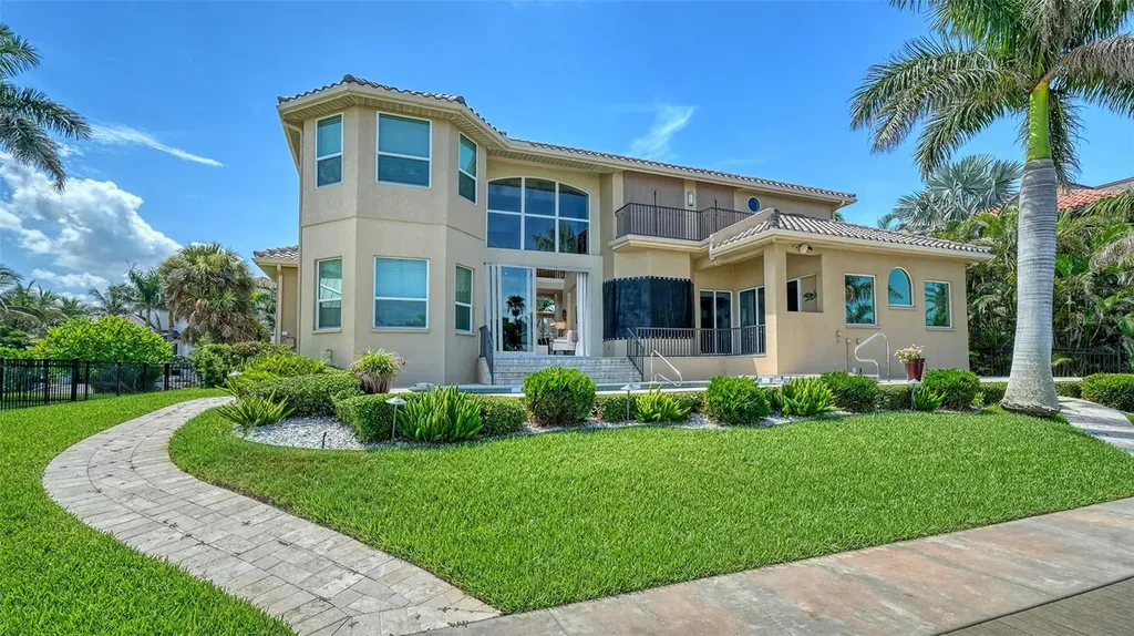 657 Halyard Lane Longboat Key FL 34228