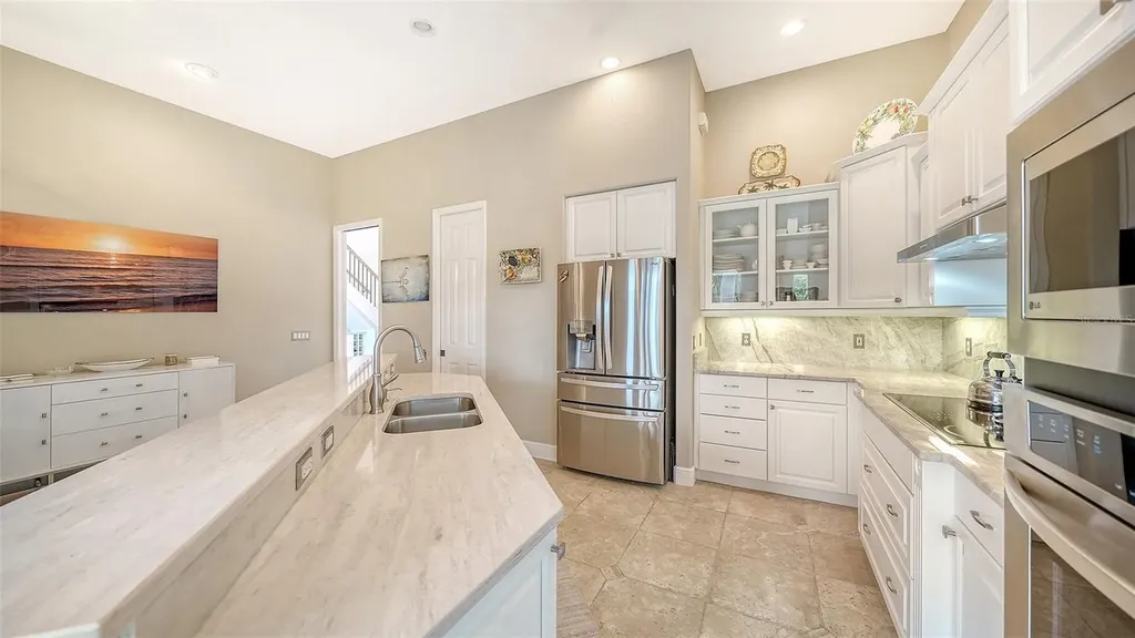 657 Halyard Lane Longboat Key FL 34228