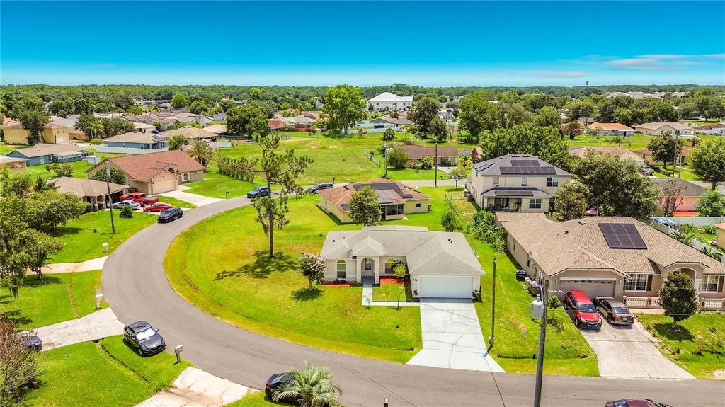 111 Bianca Court Kissimmee FL 34758
