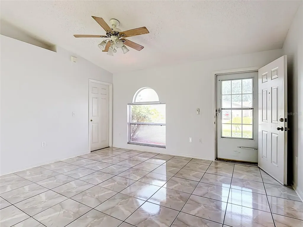 111 Bianca Court Kissimmee FL 34758