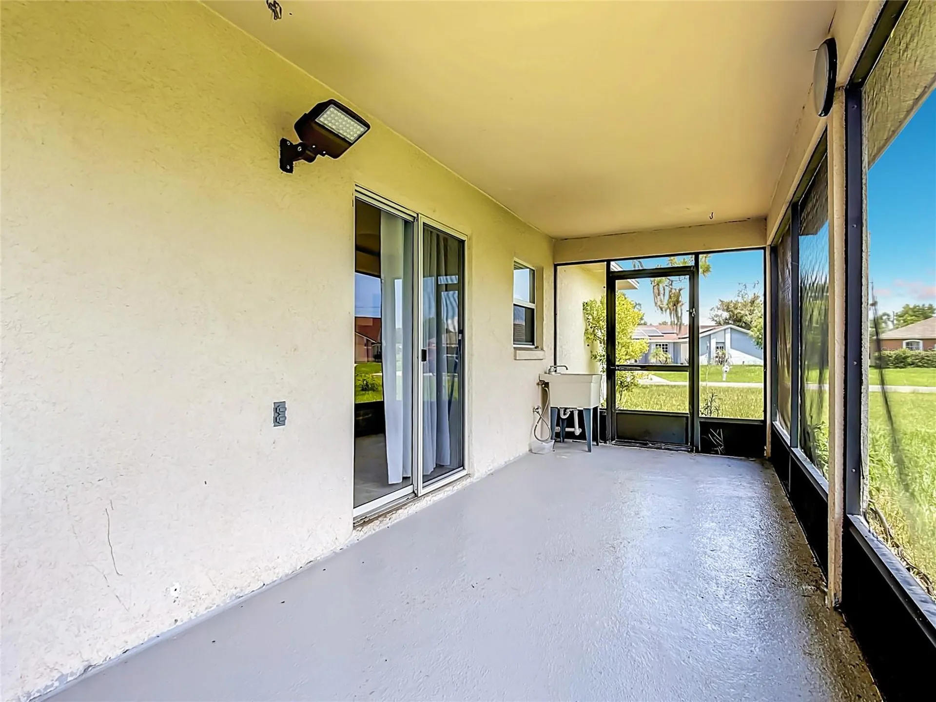 111 Bianca Court Kissimmee FL 34758
