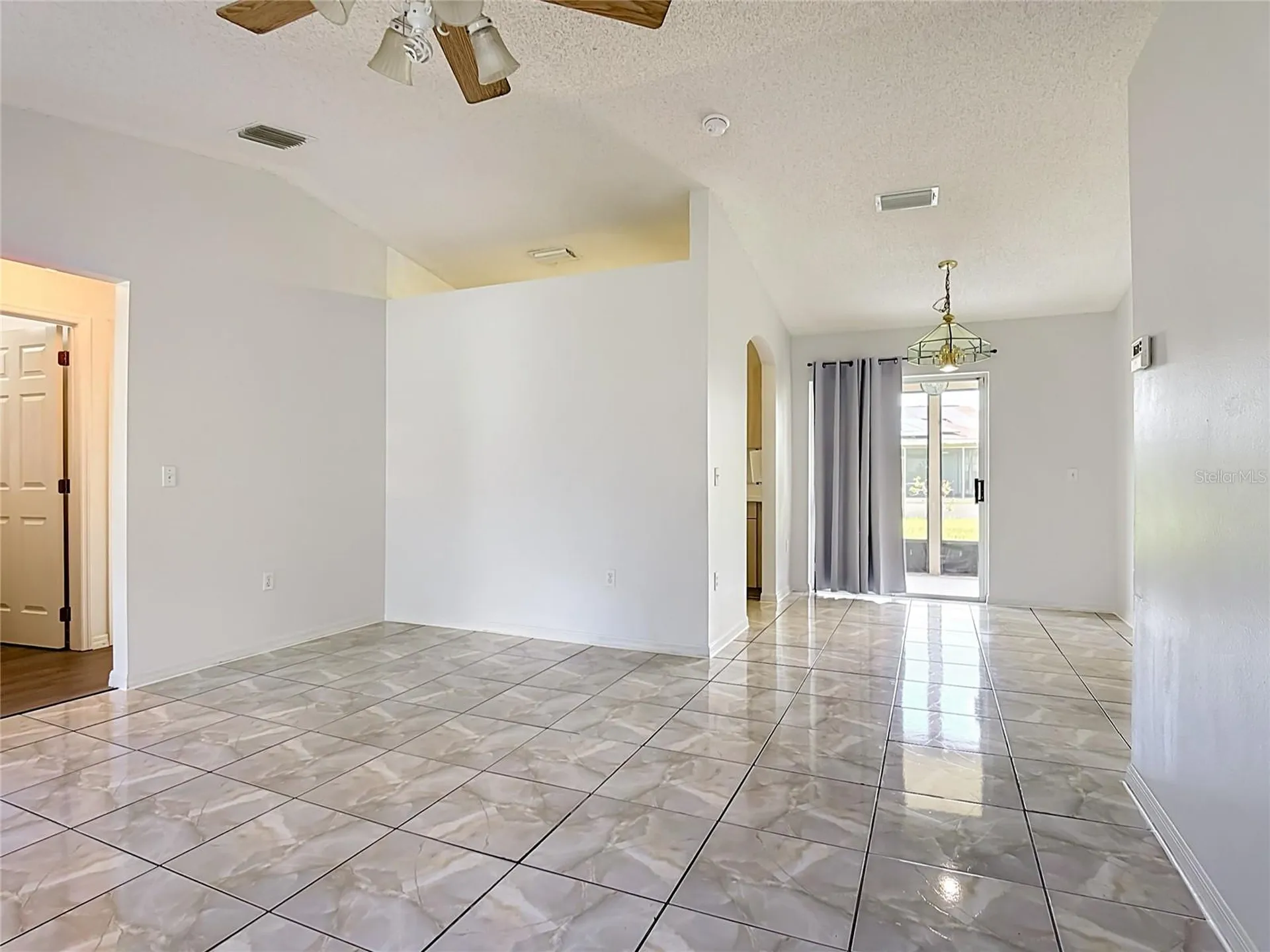 111 Bianca Court Kissimmee FL 34758