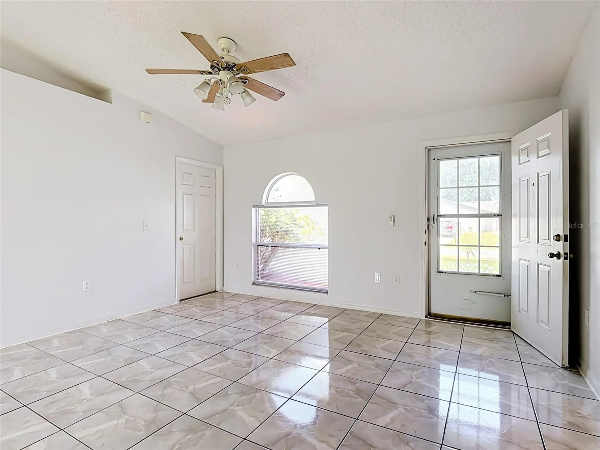 111 Bianca Court Kissimmee FL 34758