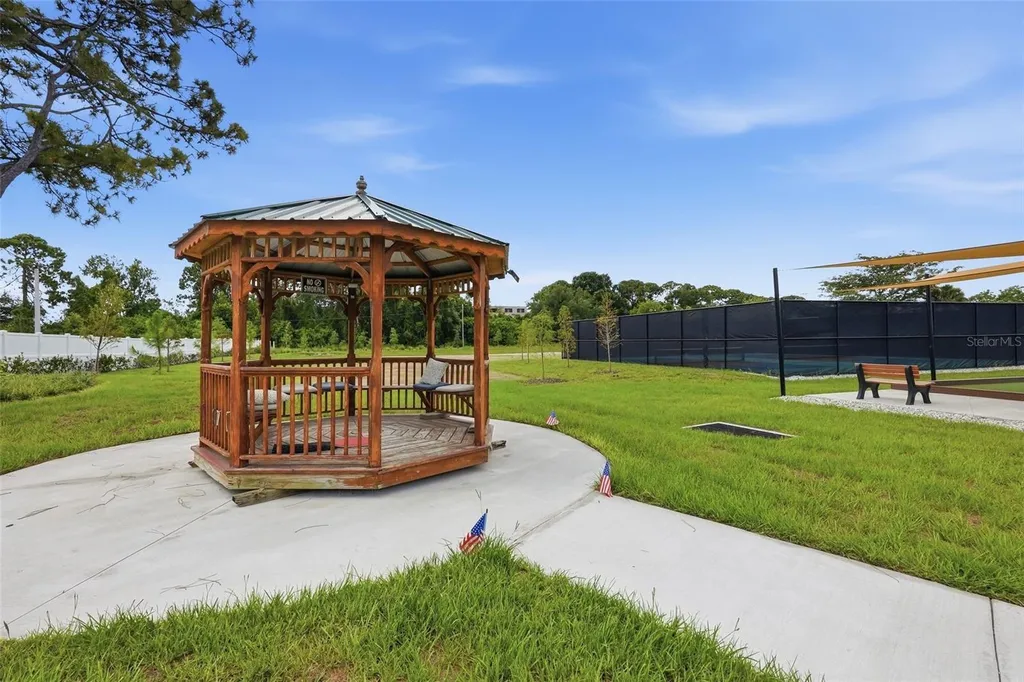 5973 Terrace Park Drive N St Petersburg FL 33709
