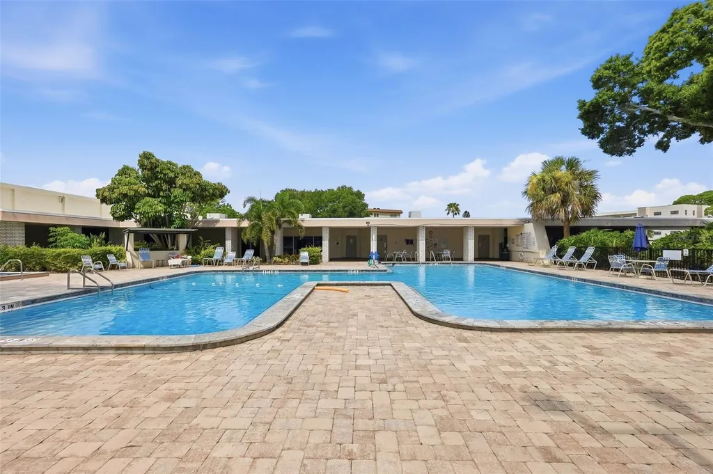 5973 Terrace Park Drive N St Petersburg FL 33709
