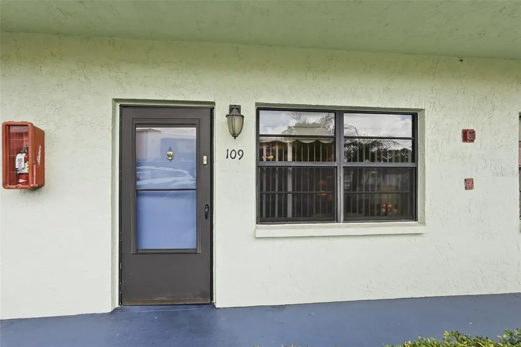 5973 Terrace Park Drive N St Petersburg FL 33709