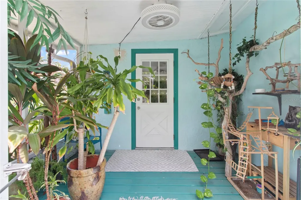 3326 Bougainvillea Street Sarasota FL 34239