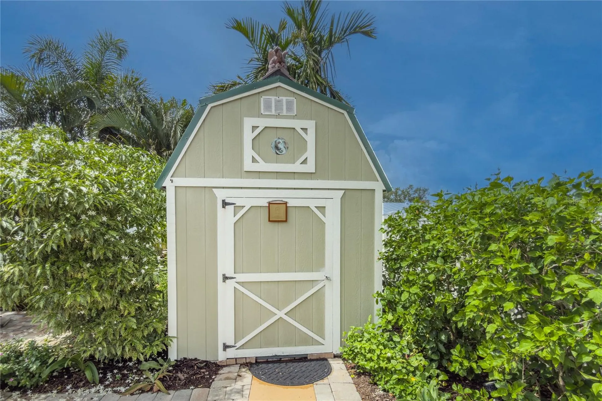 3326 Bougainvillea Street Sarasota FL 34239