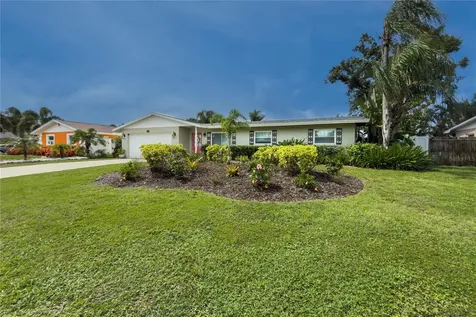 3326 Bougainvillea Street Sarasota FL 34239