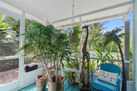 3326 Bougainvillea Street Sarasota FL 34239