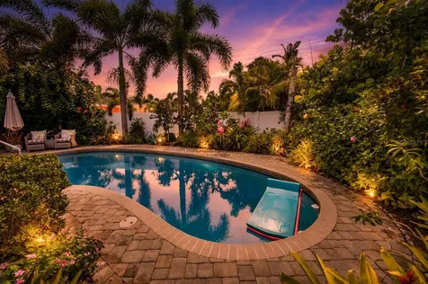 3326 Bougainvillea Street Sarasota FL 34239