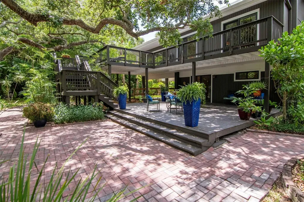 2514 W Conley Avenue Tampa FL 33611