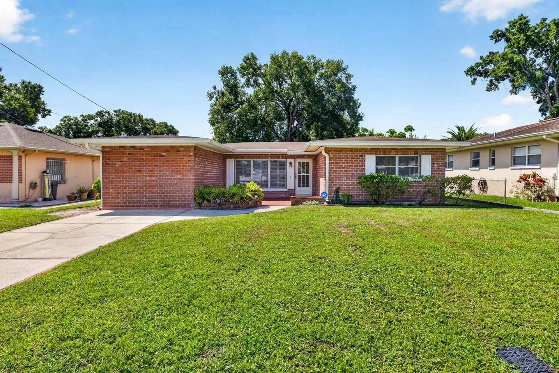 1912 W Saint Isabel Street Tampa FL 33607