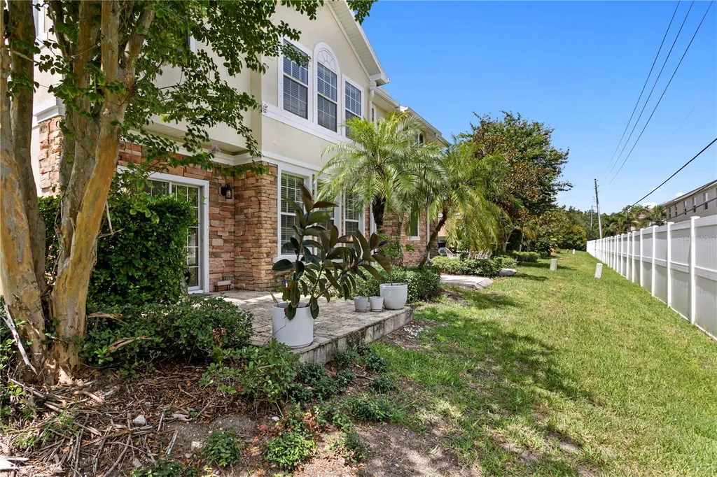 605 52nd Avenue N St Petersburg FL 33703