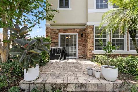 605 52nd Avenue N St Petersburg FL 33703