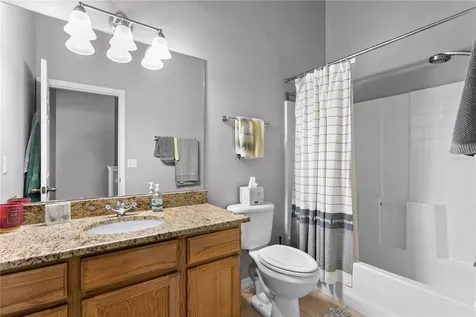 605 52nd Avenue N St Petersburg FL 33703
