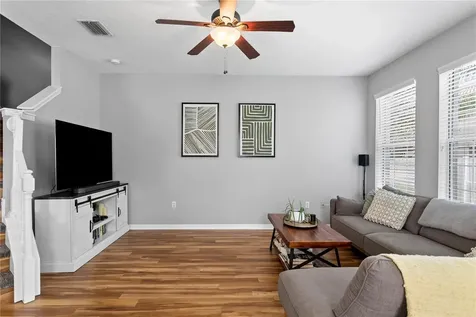 605 52nd Avenue N St Petersburg FL 33703