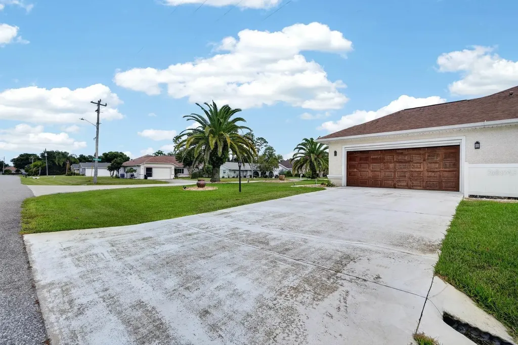2 Forge Lane Palm Coast FL 32137