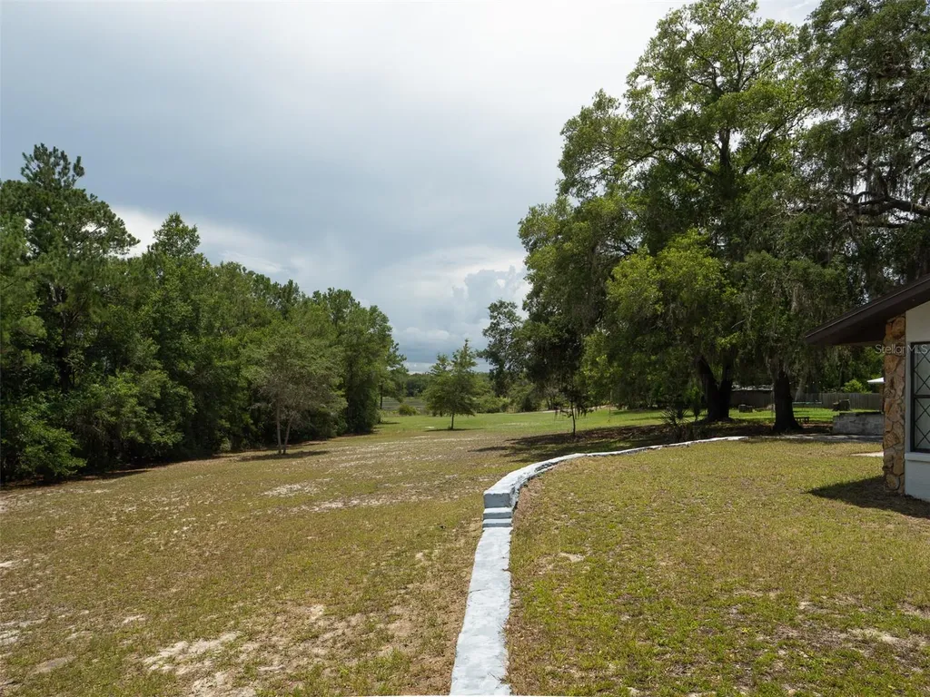 121 Serena Circle Melrose FL 32666