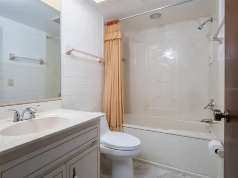 121 Serena Circle Melrose FL 32666