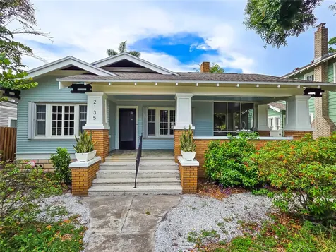 2135 Burlington Avenue N St Petersburg FL 33713