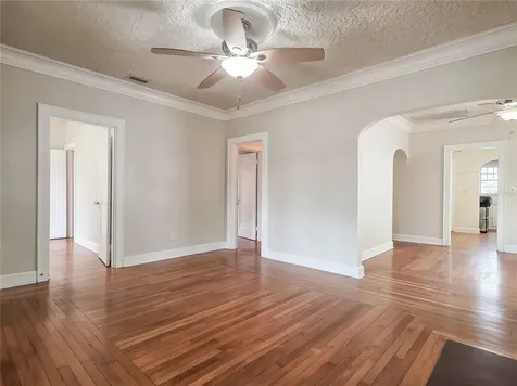 2135 Burlington Avenue N St Petersburg FL 33713