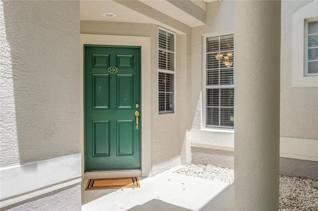 590 Grasslands Village Circle Lakeland FL 33803