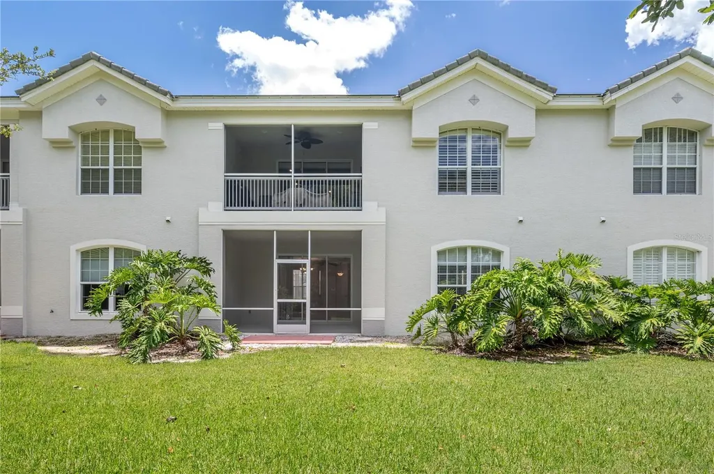 590 Grasslands Village Circle Lakeland FL 33803