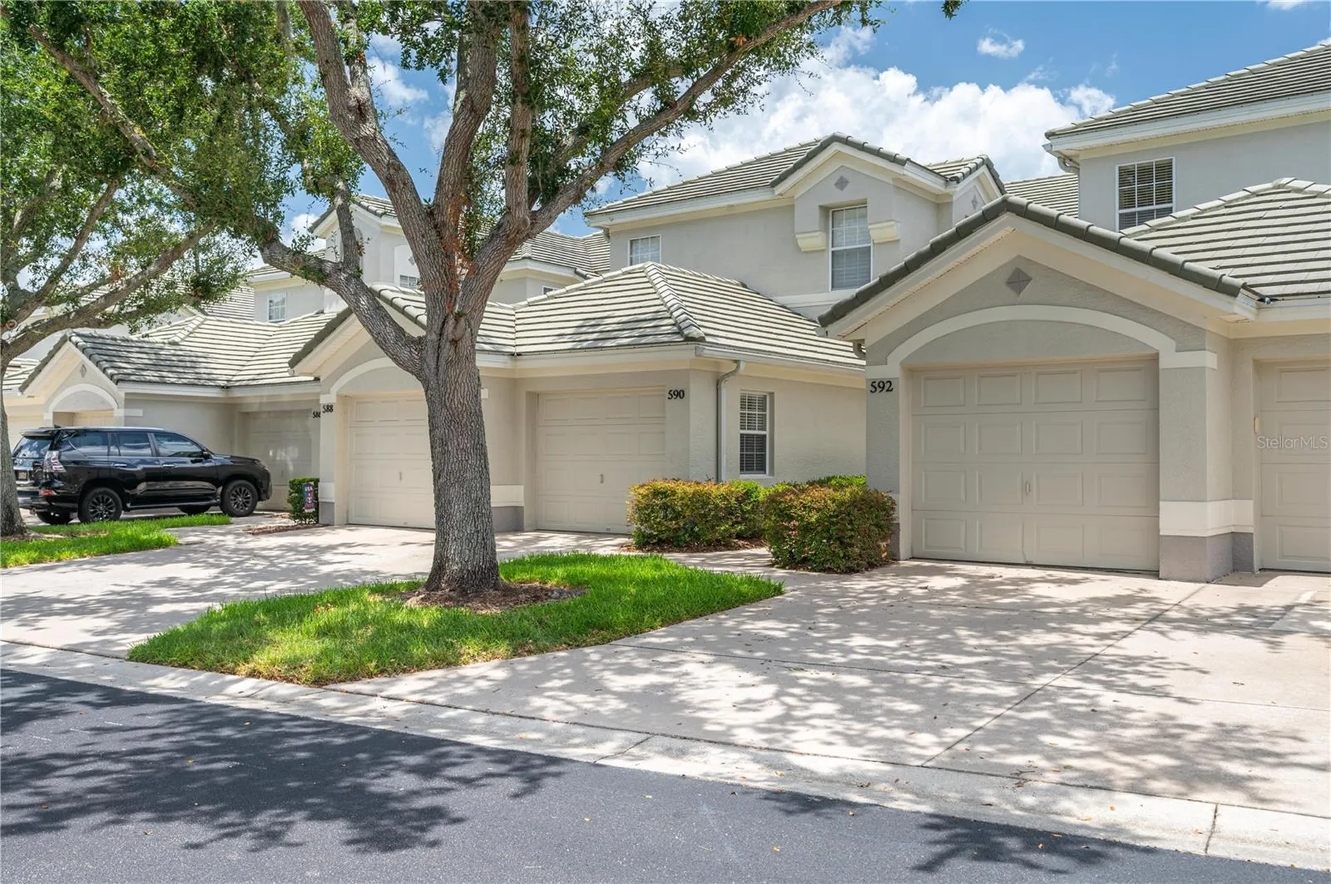 590 Grasslands Village Circle Lakeland FL 33803