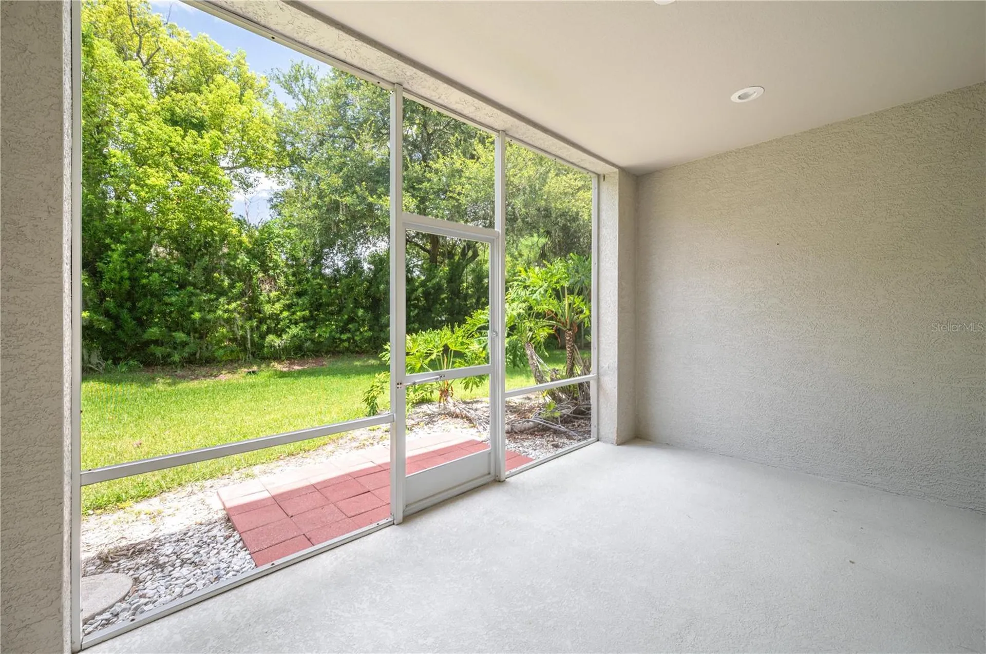 590 Grasslands Village Circle Lakeland FL 33803