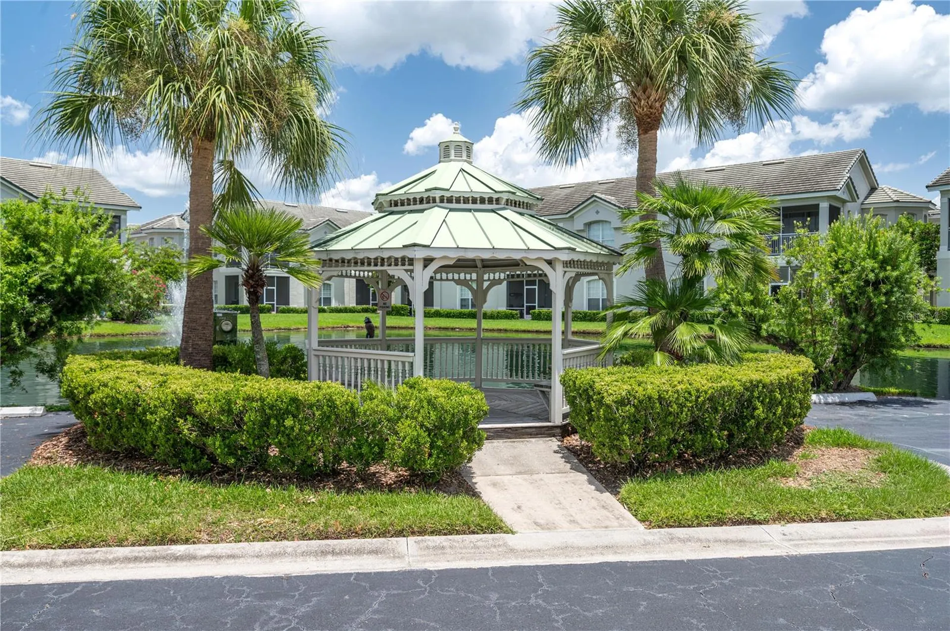 590 Grasslands Village Circle Lakeland FL 33803
