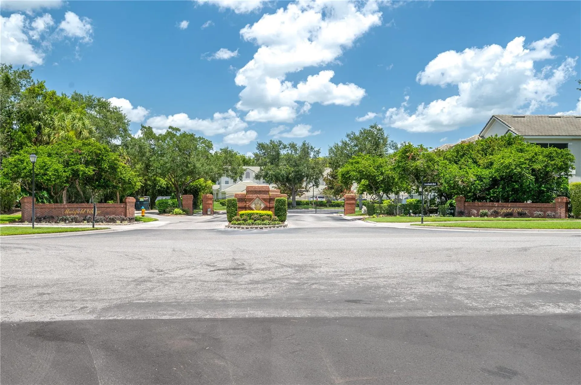 590 Grasslands Village Circle Lakeland FL 33803