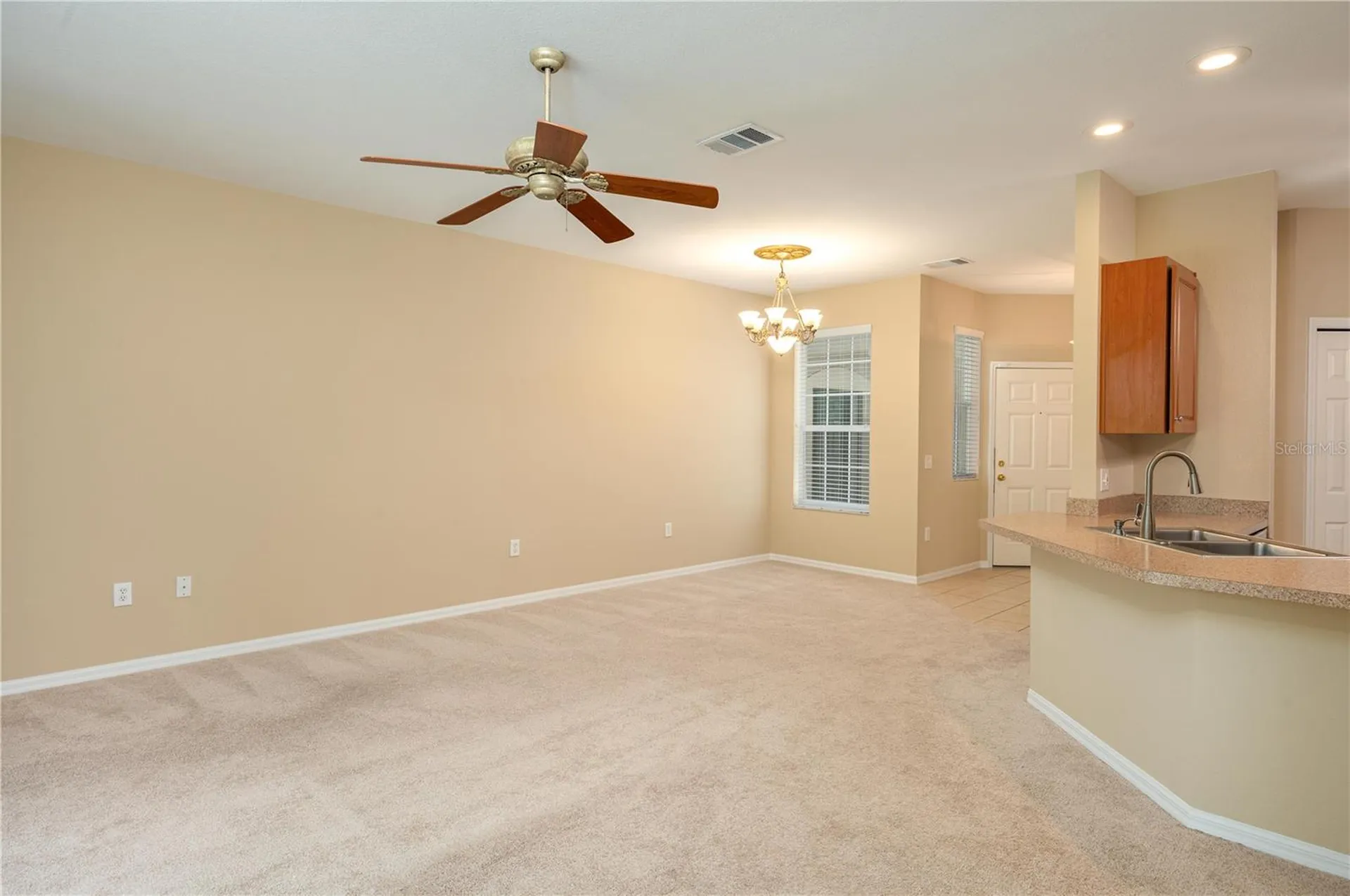 590 Grasslands Village Circle Lakeland FL 33803