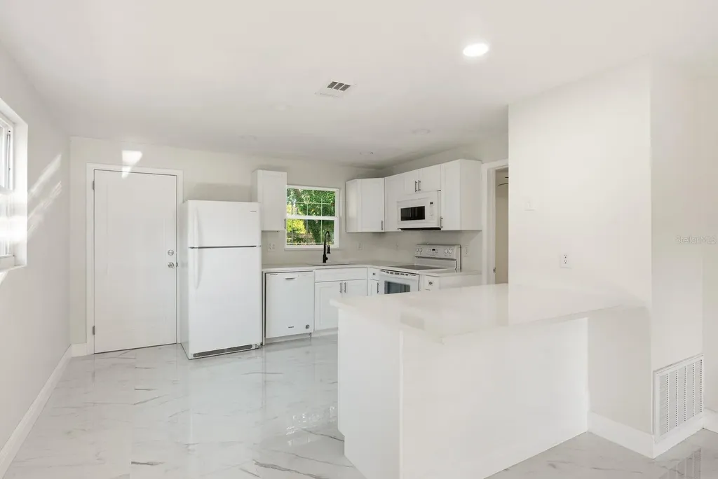 708 Pennsylvania Avenue Clearwater FL 33755