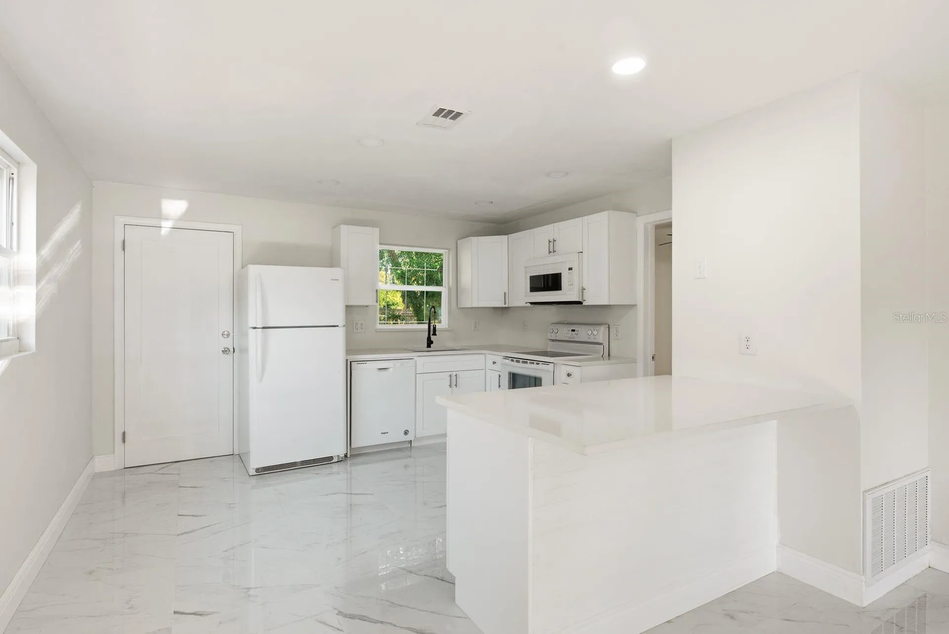 708 Pennsylvania Avenue Clearwater FL 33755