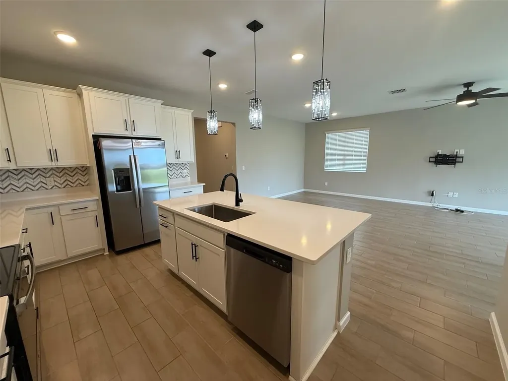 10073 Spring Lake Drive Clermont FL 34711