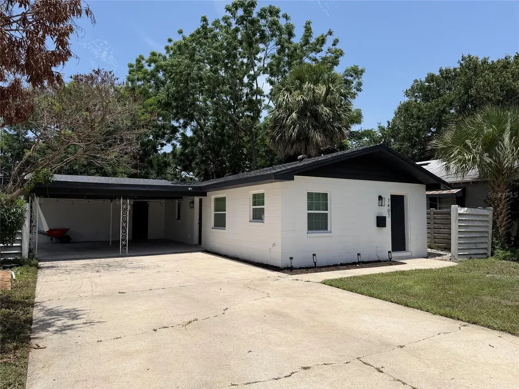 1407 Park Lake Street Orlando FL 32803