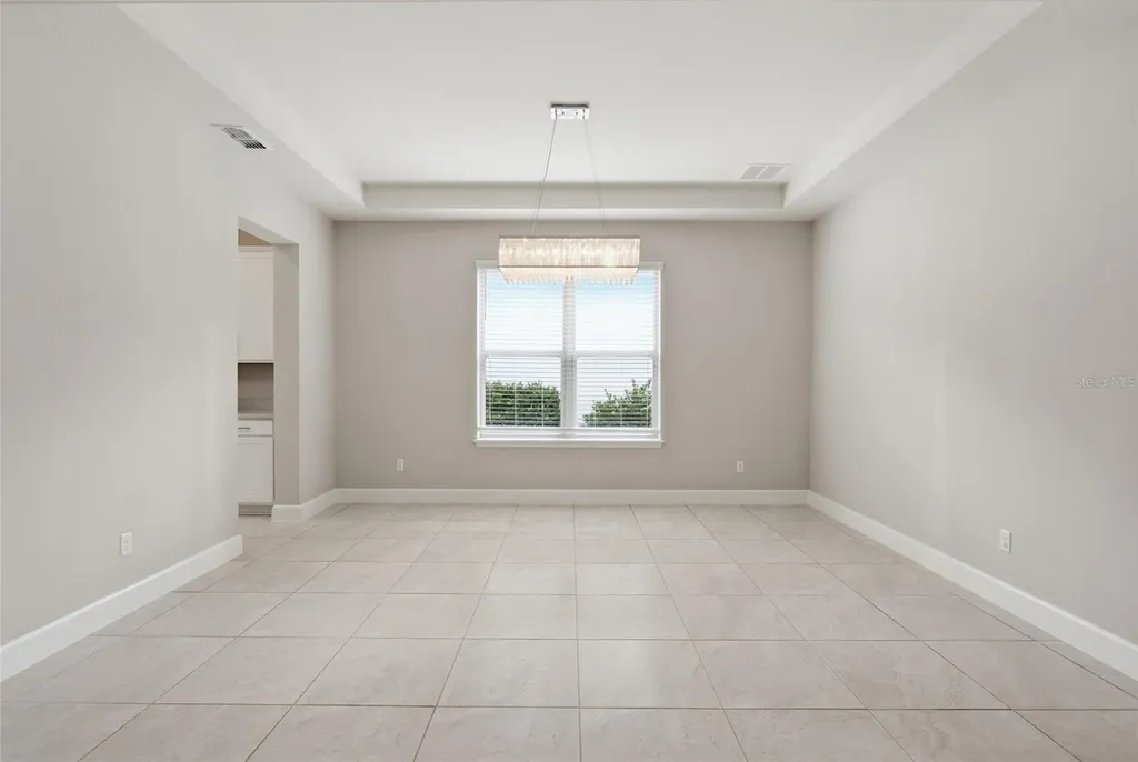 9431 Royal Estates Boulevard Orlando FL 32836