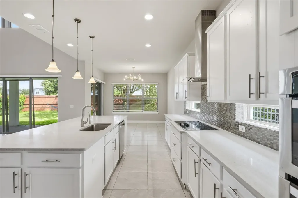 9431 Royal Estates Boulevard Orlando FL 32836