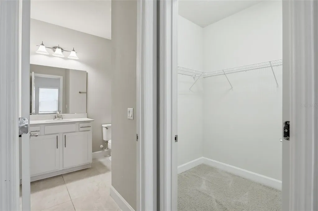 9431 Royal Estates Boulevard Orlando FL 32836