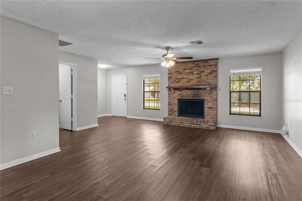 2417 Roslyn Lane Lakeland FL 33812