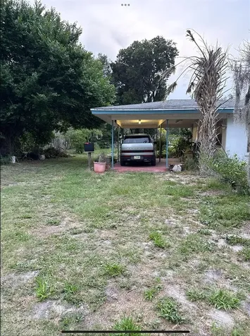 301 W Lemon Street Bowling Green FL 33834