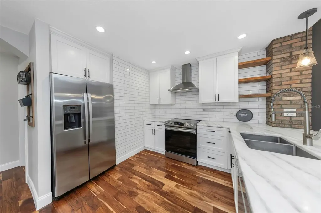 1704 Split Fork Drive Oldsmar FL 34677