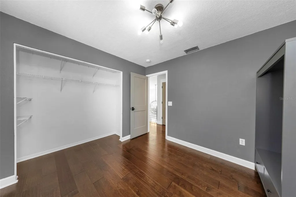 1704 Split Fork Drive Oldsmar FL 34677